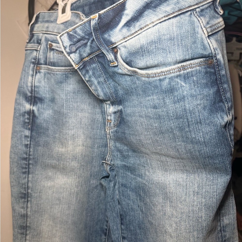 Women’s Blue Denim Jeans